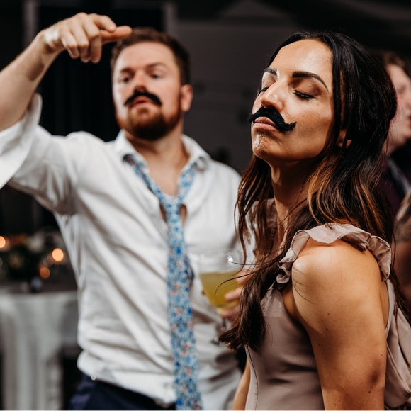 Meet your Posher, Celena - Picture 4 of 7